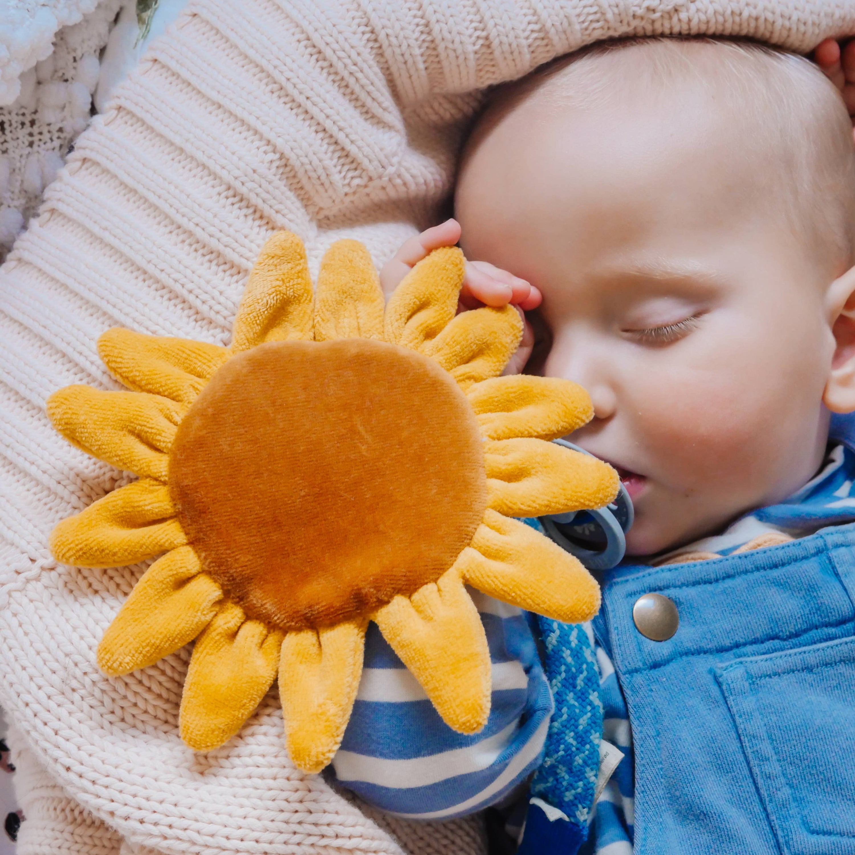 Scrunchie Sunflower with Crinkle