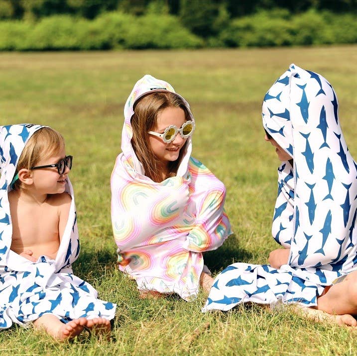 Kids UPF 50+ Hooded Sunscreen Towel - Rainbows